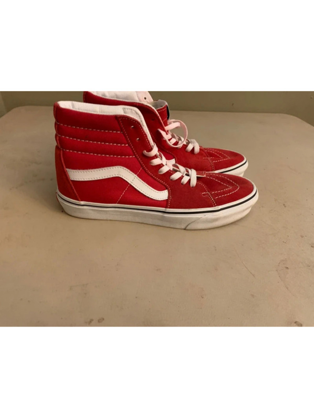 Men’s red vans 8.5